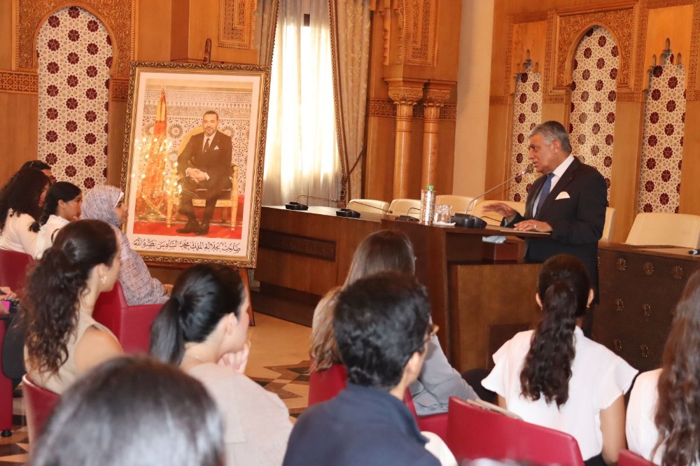 طلبة من الجامعة الدولية للرباط في زيارة للمحكمة